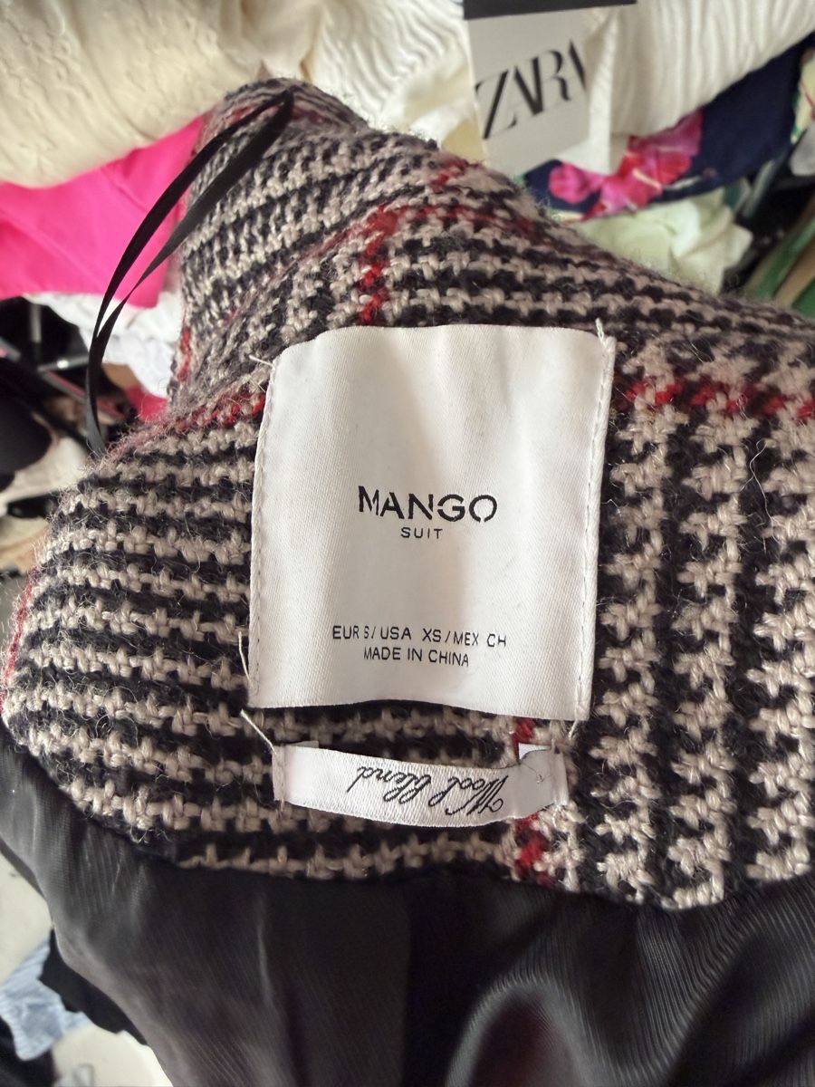 Mango Cappotti: Mango Mantel, Grösse S, schwarz/rot! – Usato da Arch venduto da Aga84 3