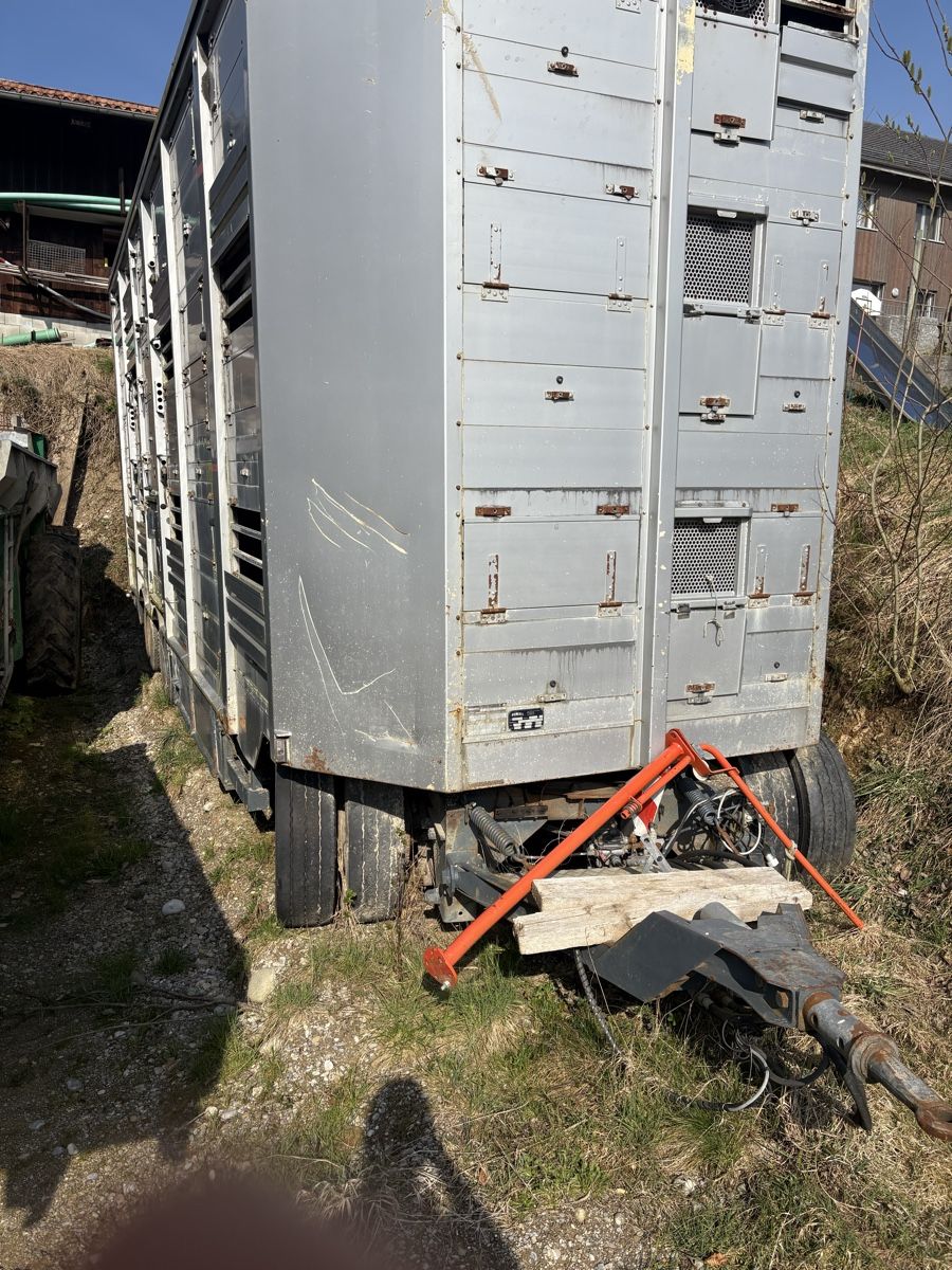 Autocarri: Viehwagen lkw – Usato da Eschenbach SG venduto da Roberholz