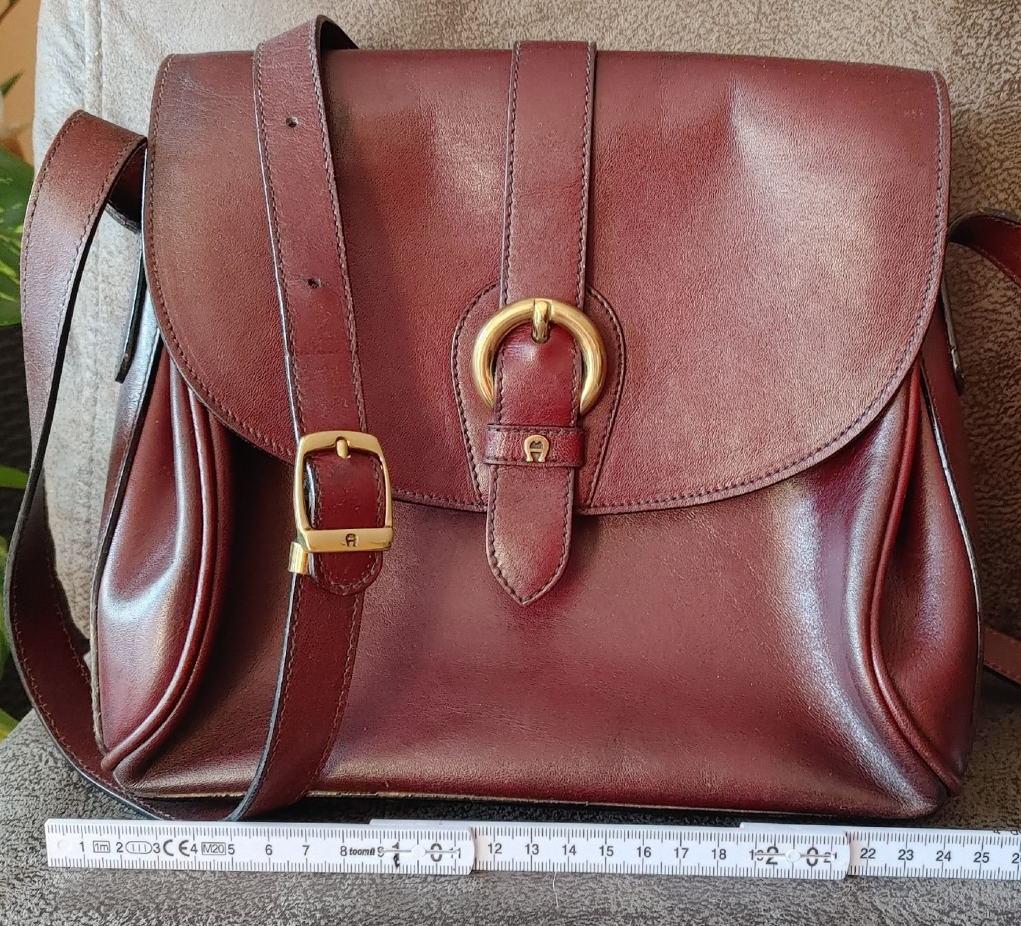 Aigner Borse da donna: Tasche Damentasche Ledertasche "Aigner" – Usato da Grenchen venduto da ser_bsj2 3