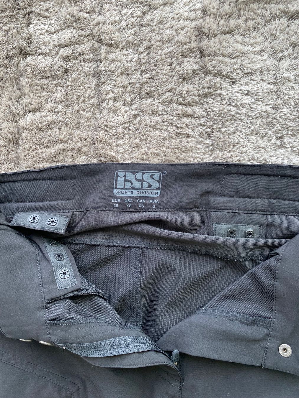 IXS Pantaloni: Velohose – Usato da Muri b. Bern venduto da berlingo02 1