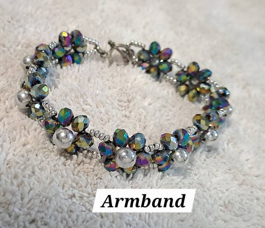 Bracciali & Braccialetti: Sehr schönes Armband – Usato da Sulgen venduto da Bmabi