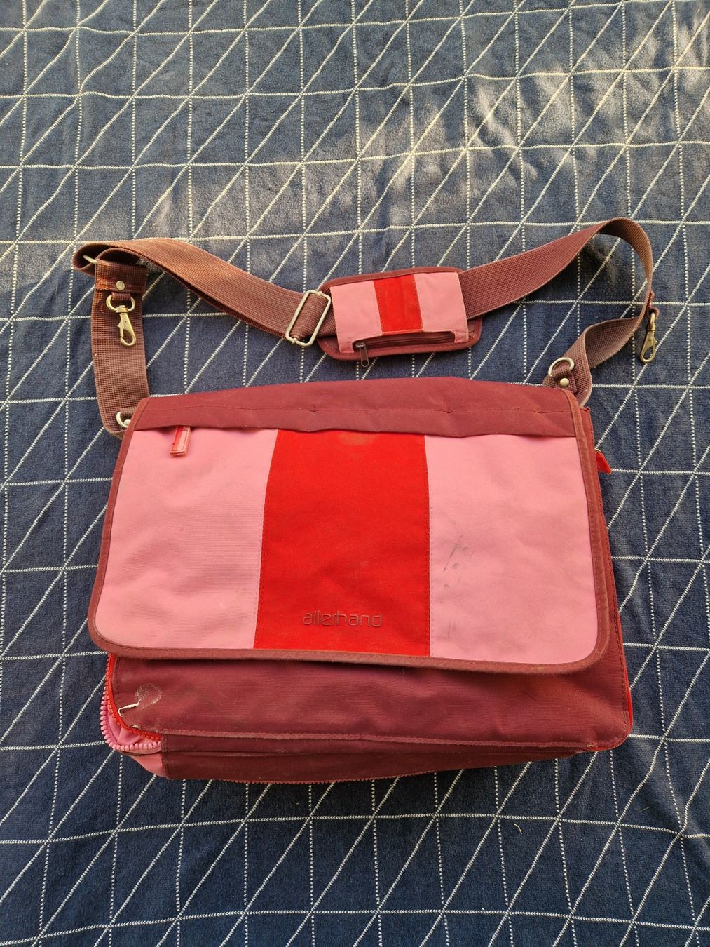 Taschen: Allerhand Allrounder Wickeltasche pink – Gebraucht aus MUEHLAU von ibo_5c7d