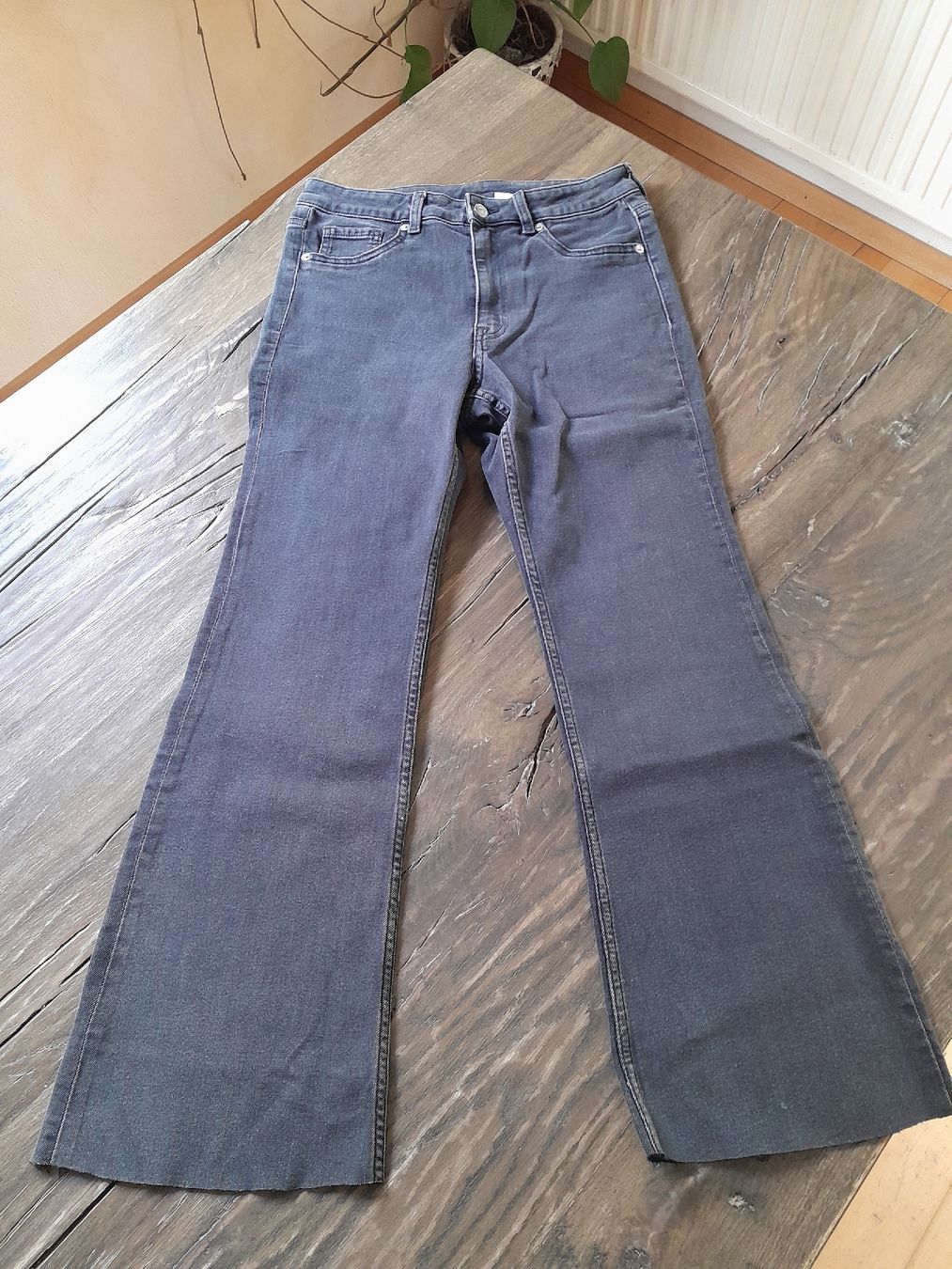 H&M Jeans: H&M Jeans Gr. 42 – Usato da steffisburg venduto da nataliaj
