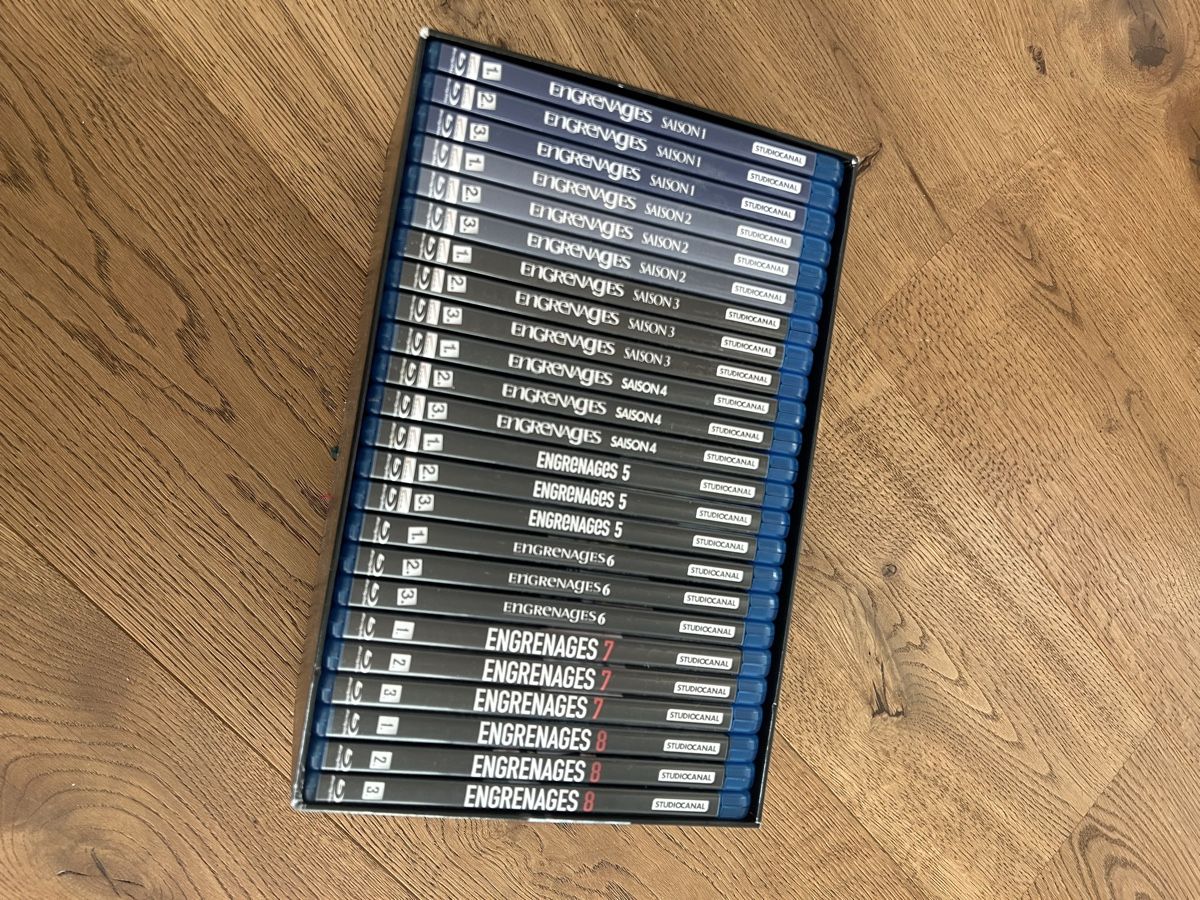 Alle DVDs: DVD série Engrenages Saison 1 à 8 – Gebraucht aus Bern von rakuten73 1