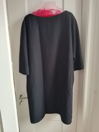 COS Superschönes schlichtes Kleid in Wolle (96%) Grösse M