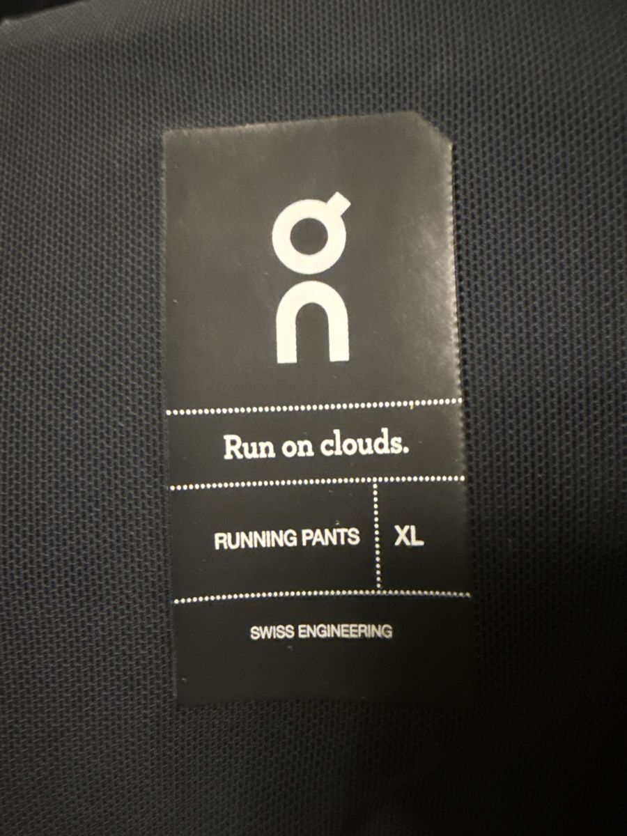 Pantaloni: On Cloud running pants – Nuovo (secondo la descrizione) da Morges venduto da osc_klm9 2