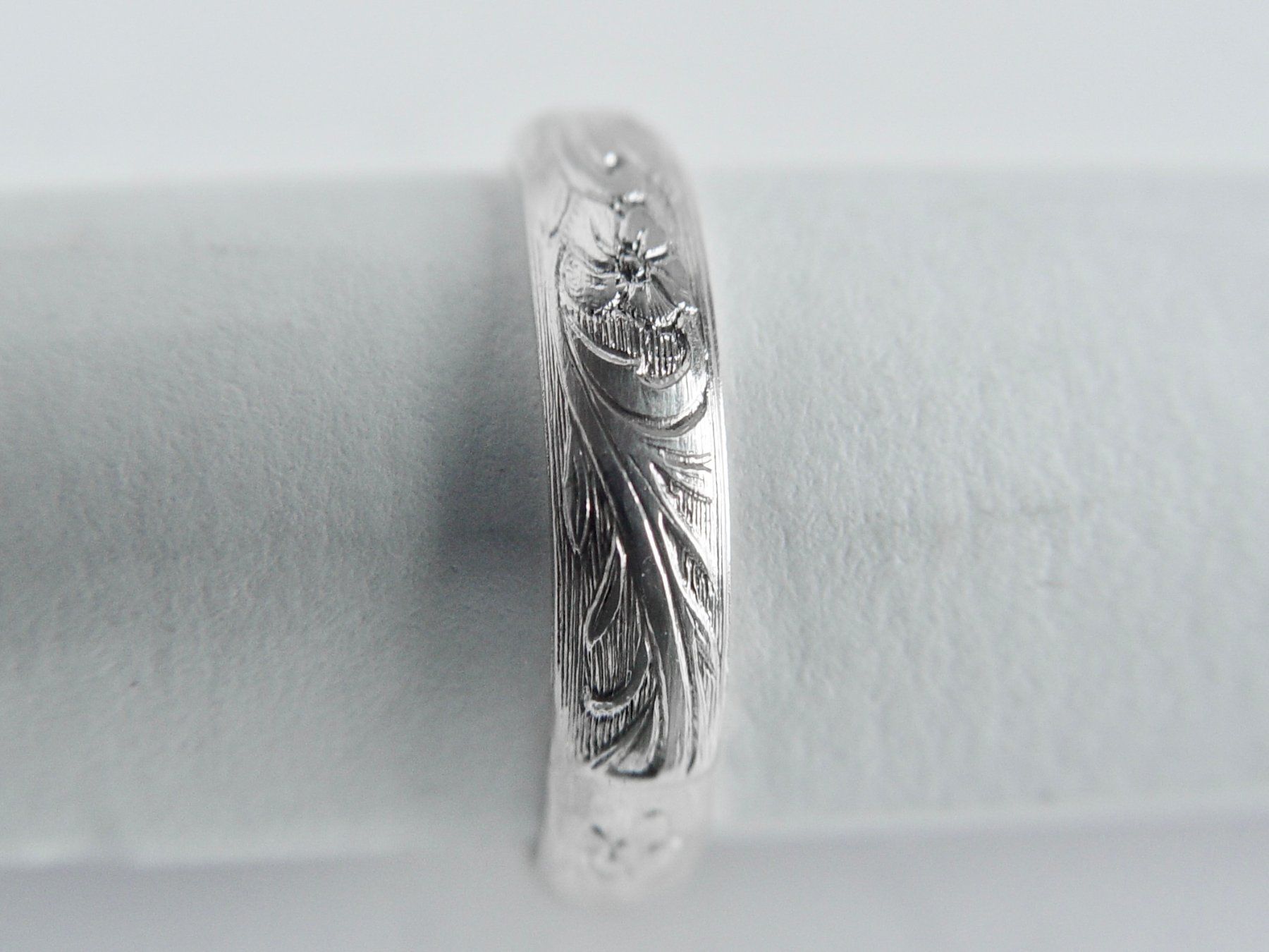Ringe: Silber Ring mit Blumen Gravur – Gebraucht aus Henggart von gernli 1