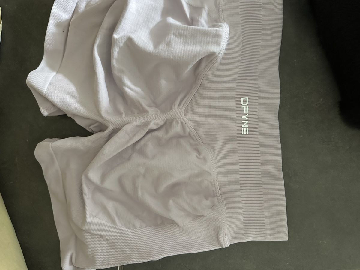 DFYNE Leggings: DFYNE Sport Leggings – Nuovo (secondo la descrizione) da Basel venduto da pau_s6pv