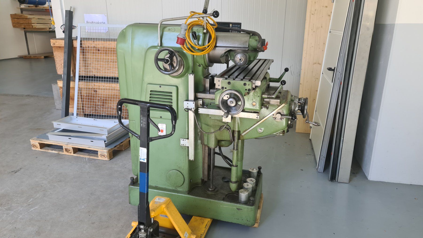Schaublin Tutte le macchine: Schaublin 53 mit Digitalanzeige – Usato da Ried-Muotathal venduto da Ranax 1
