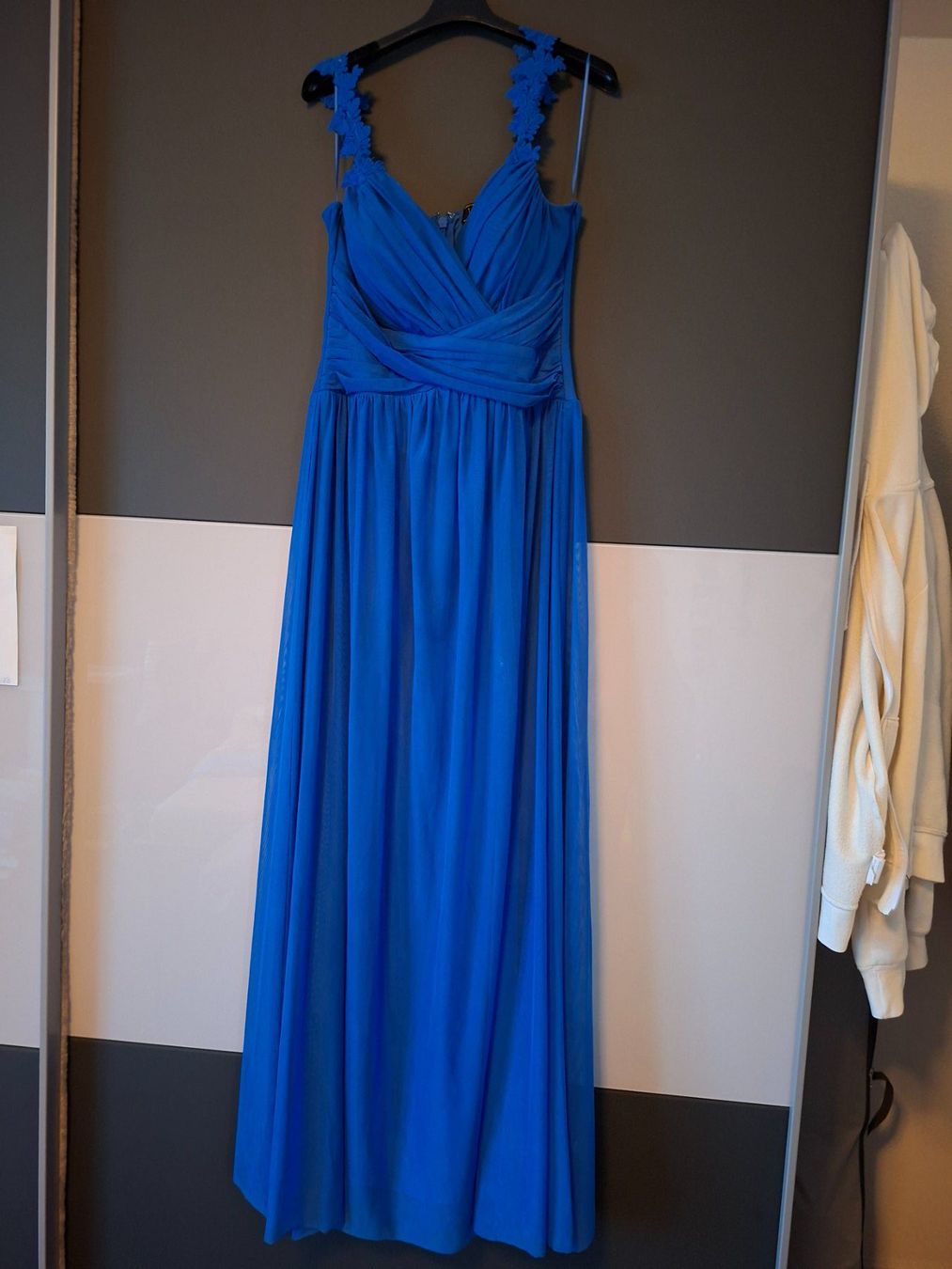 Vestiti: Festliches Kleid Gr. 38 – Usato da Hirzel venduto da larissagschwend