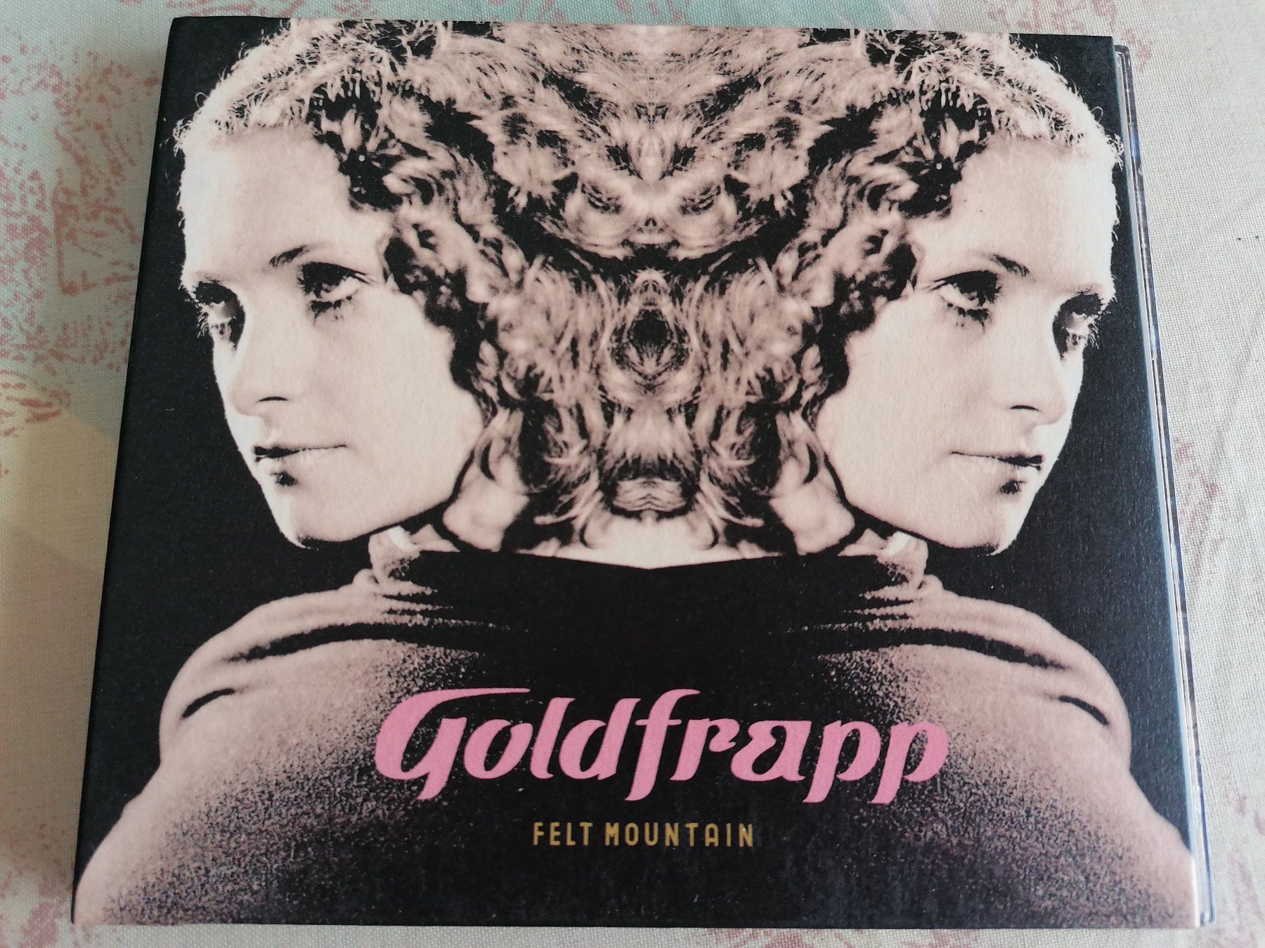CD: GOLDFRAPP - FELT MOUNTAIN 2000 – Usato da Ermenswil venduto da easyric