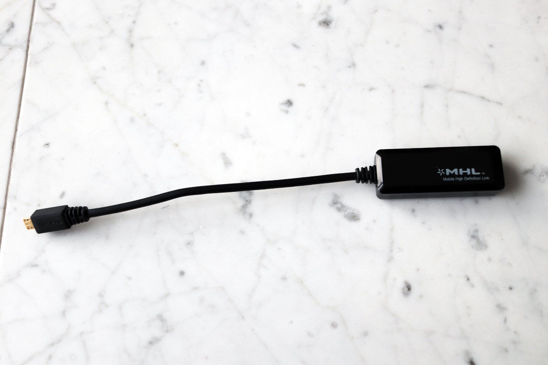 Unità & Adattatore: MHL Adapter – Usato da Termen venduto da Timotei