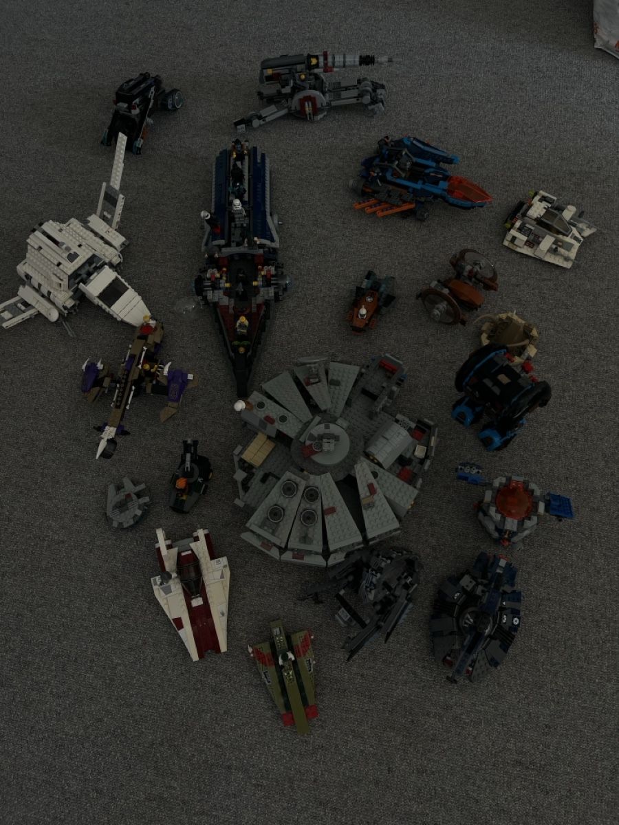 Star Wars Spielzeuge: Konvolut Lego Star Wars Raumschiffe Samlung – Gebraucht aus Dielsdorf von MAR3G