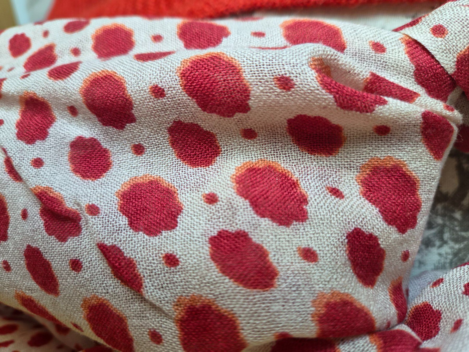Foulards & écharpes: Rot gemusterter Damenschal – D'occasion à Spiegel b. Bern par brand06 2