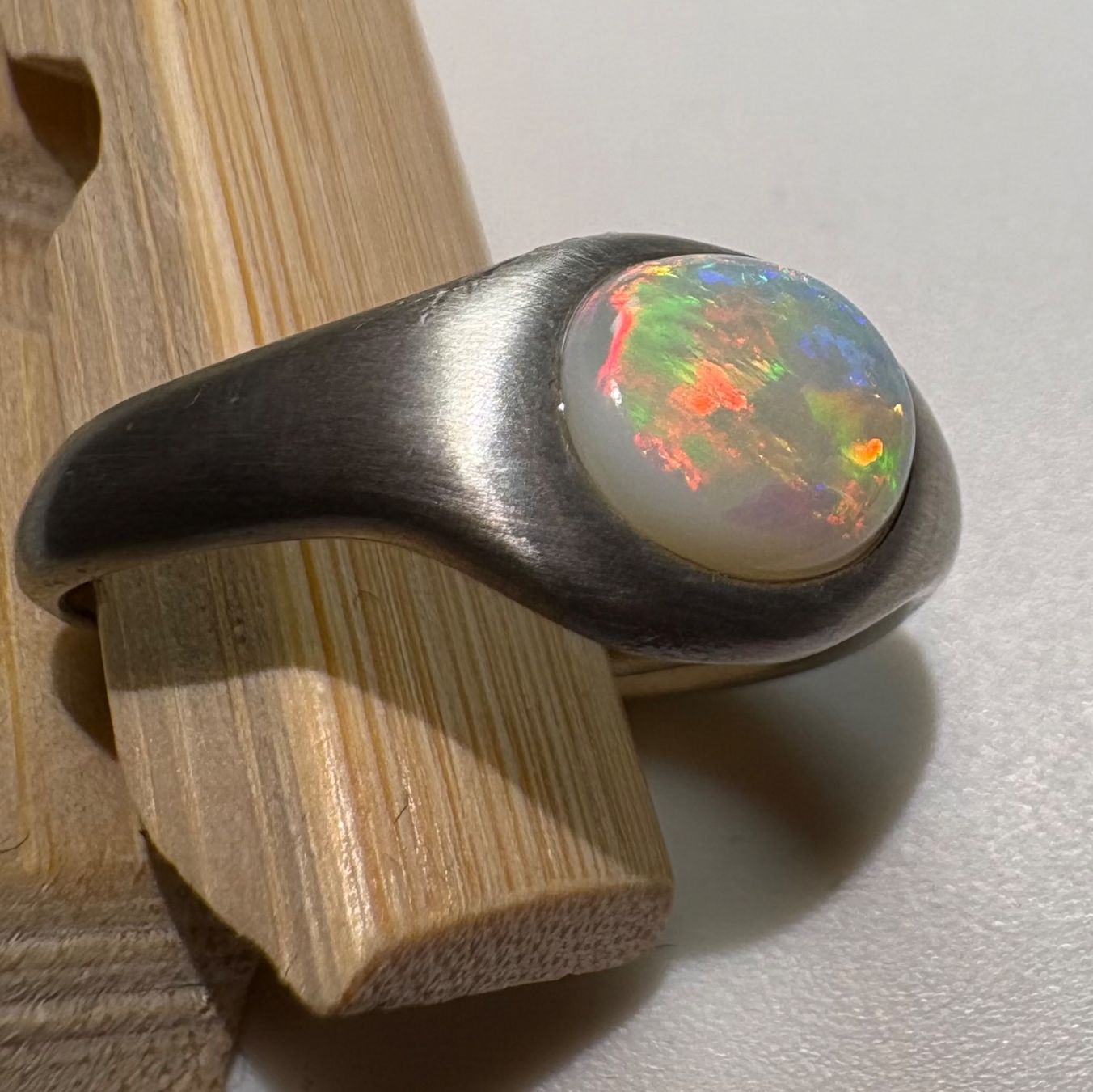 Bagues: Ring Australischer Crystal-Opal Ring, variable Grösse – Neuf (Voir description) à Wilen b. Wil par Tschirio 2