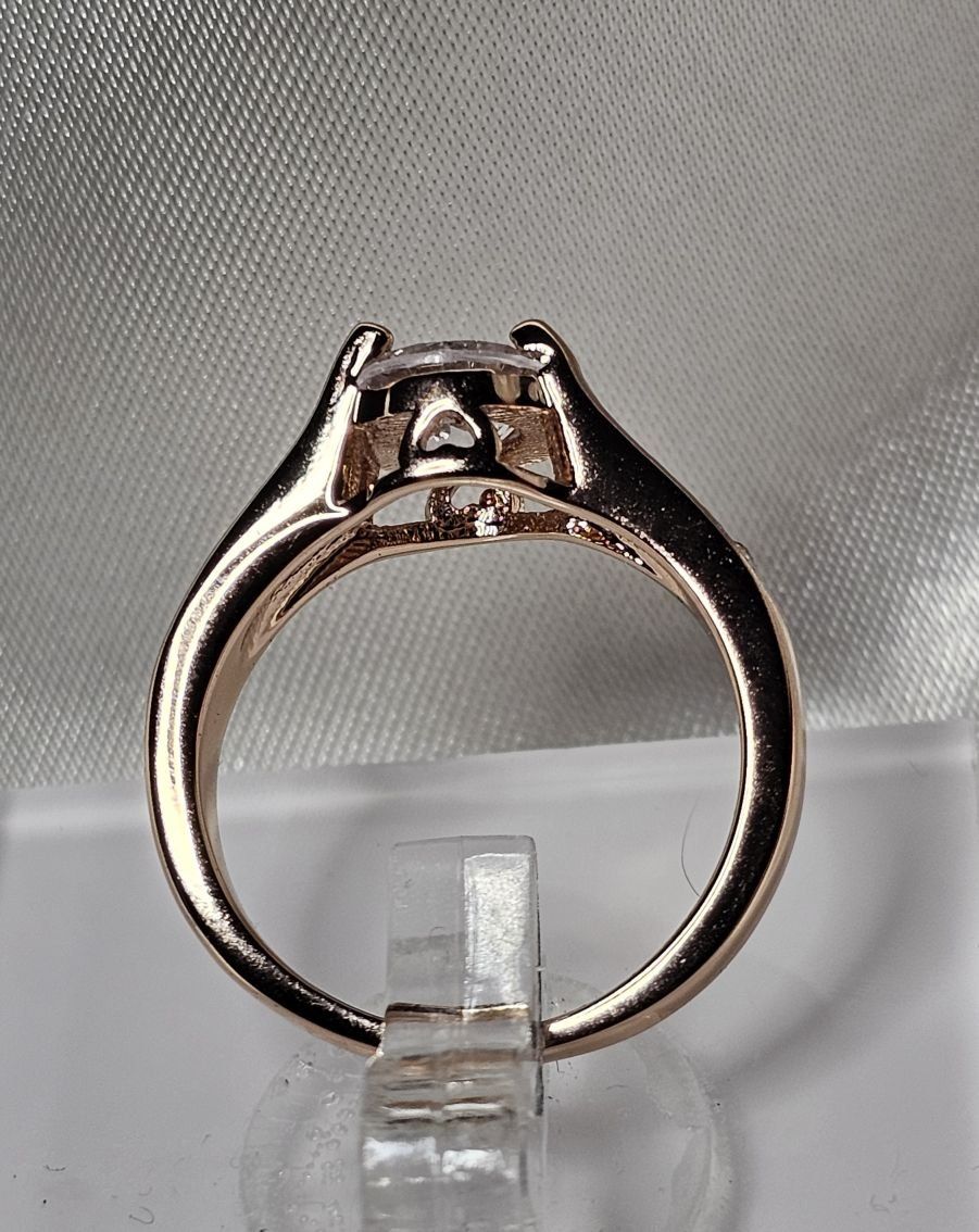 Anelli: Vergoldeter Ring mit weissem Zirkonia Gr. 8 – Nuovo (secondo la descrizione) da Grenchen venduto da dar_6d52 4