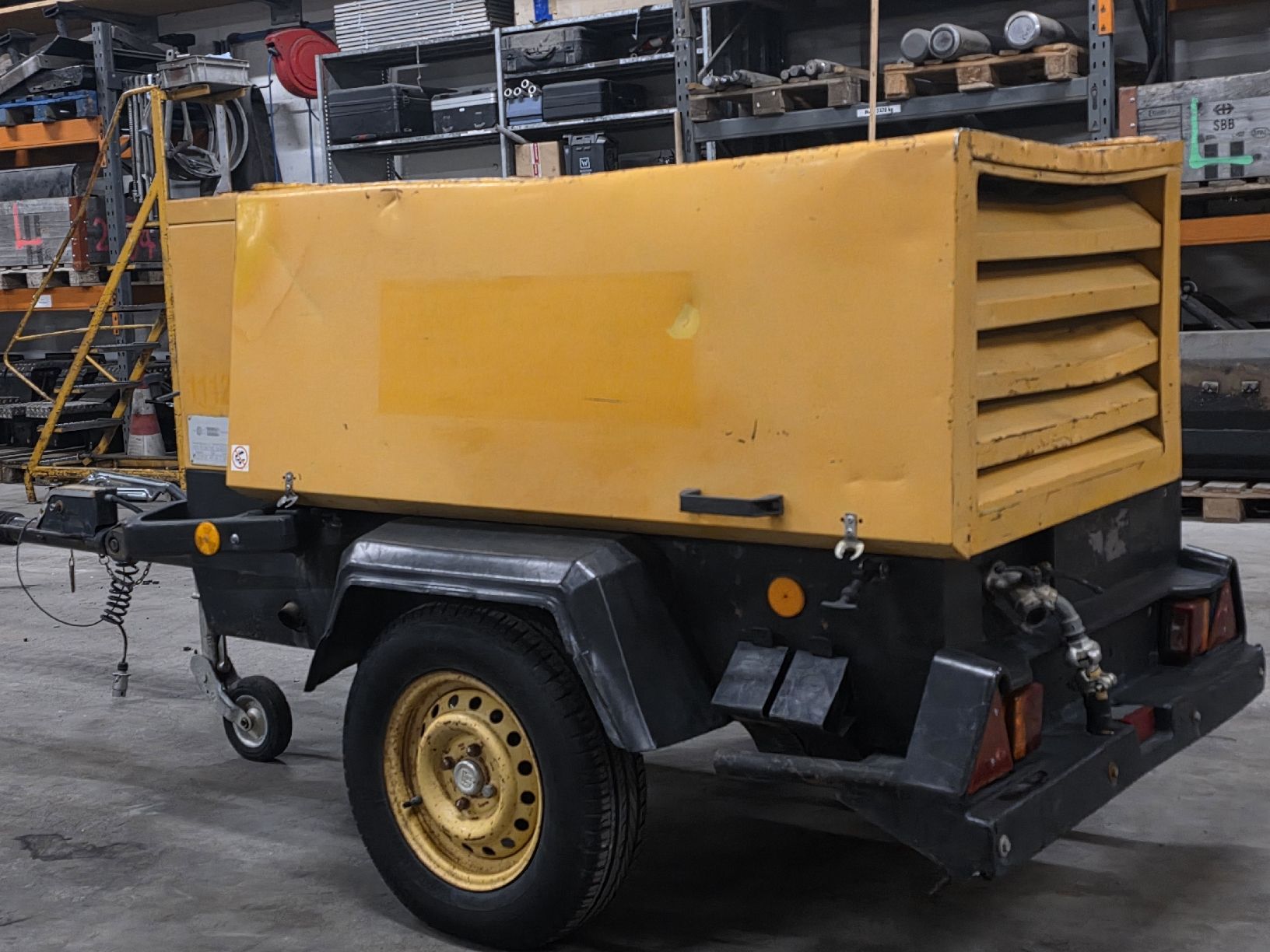 Atlas Copco Kompressoren: Baustellenkompressor Atlas-Copco XAS 76 – Gebraucht aus Wangen SZ von Fendtfahrer 3