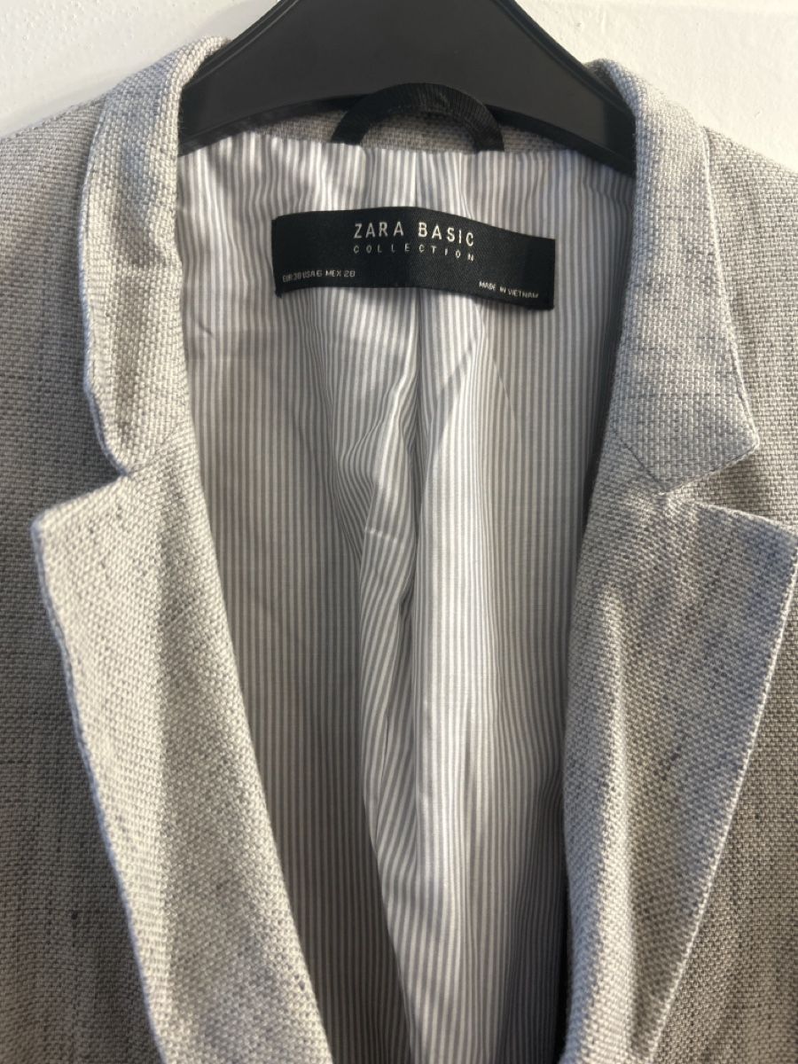 Zara Giacche: Zara Basic Grey Blazer - Size M – Usato da Marly venduto da redinaber 1