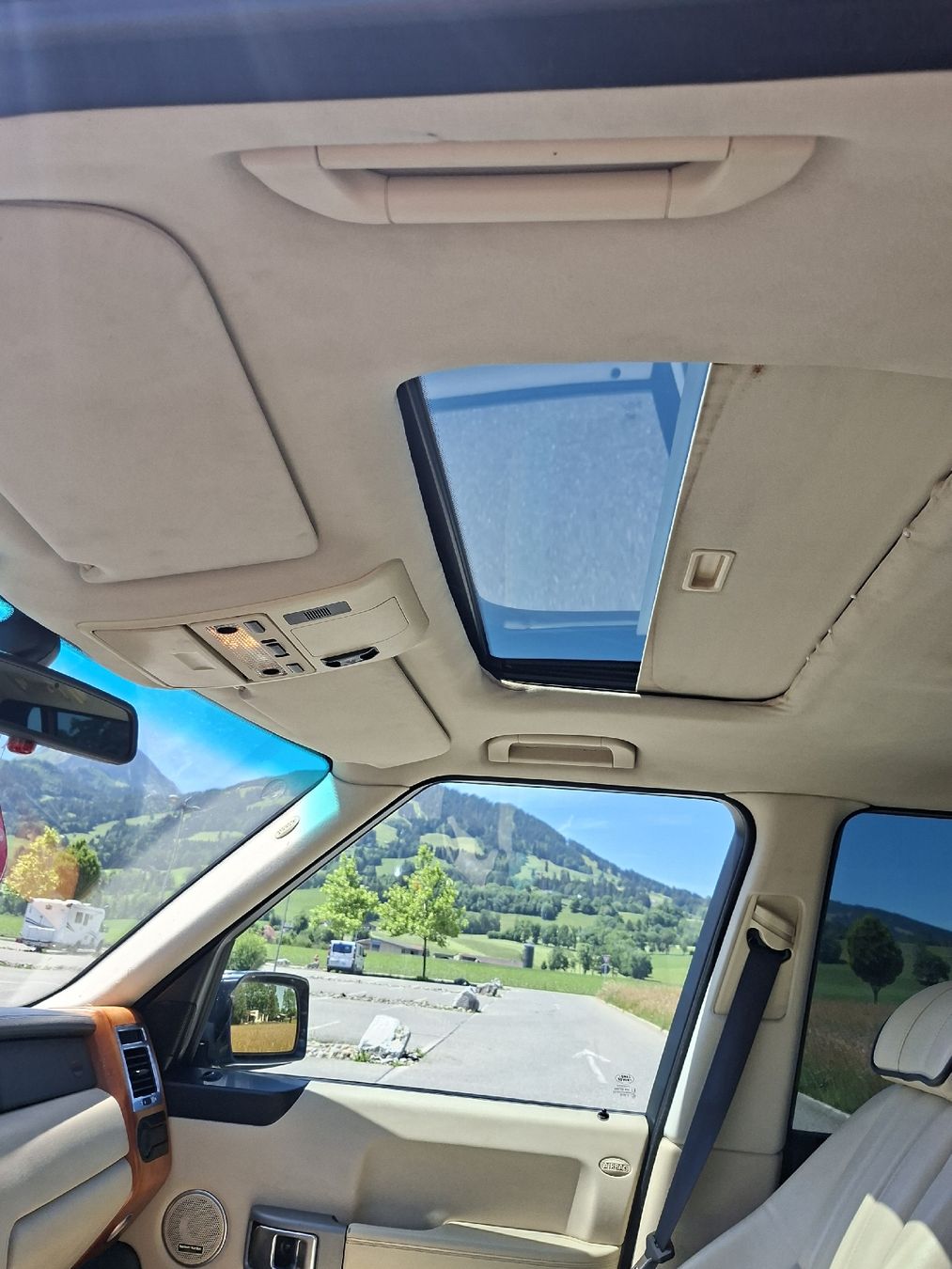 Land Rover Automobili: Land Rover Range Rover Vogue 3.0 Td – Usato da La Tour-de-Trême venduto da evapetreanu 9