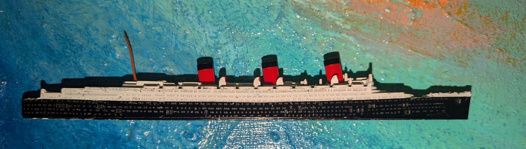 Kit di modellismo & Modellini statici: Schiffsmodell Queen Mary 2, M703, Metall, Vintage – Usato da Niederrohrdorf venduto da _Mr.NiceGuy_ 1