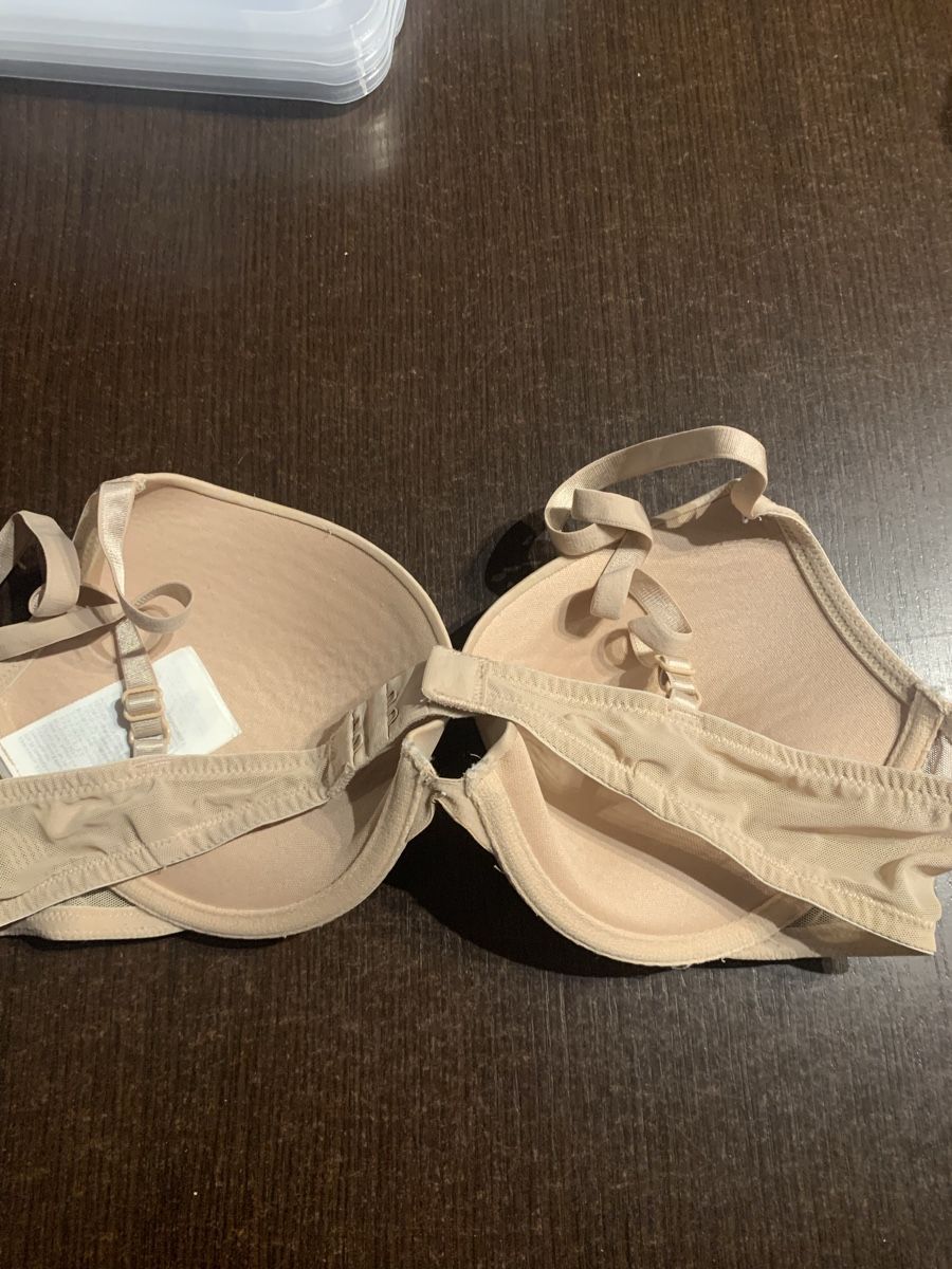 H&M Autres dessous: Soutien-Gorge H&M 80B – D'occasion à Domdidier par qatar1973 2