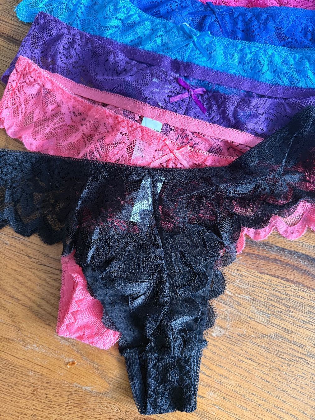 Altra biancheria intima: 6 x String-Tangas-Unterwäsche- Spitzen Grösse L – Nuovo (secondo la descrizione) da Teufenthal AG venduto da MeineSchatztruhe 1