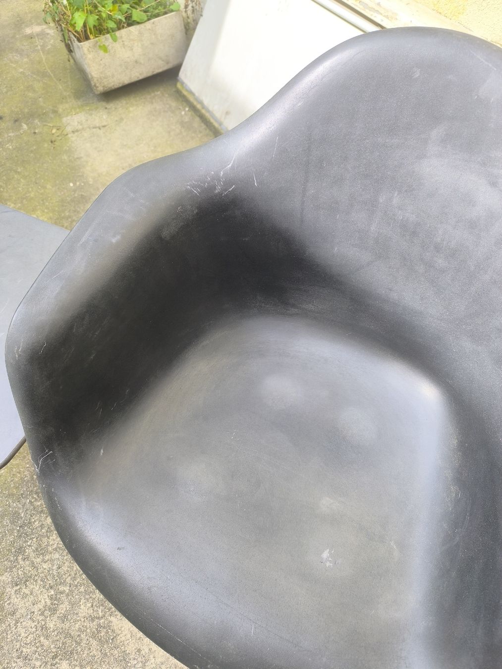 Eames Sedie: Eames Tandem Seat – Usato da Basel venduto da Patts_Lampenfieber 5