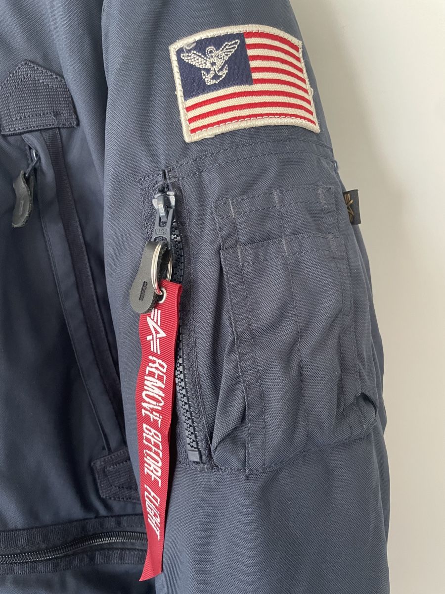 Alpha Industries Vestes: Herren Parka Alpha Industries Grösse M dunkelblau – D'occasion à Fahrwangen par jus_5lz7 4