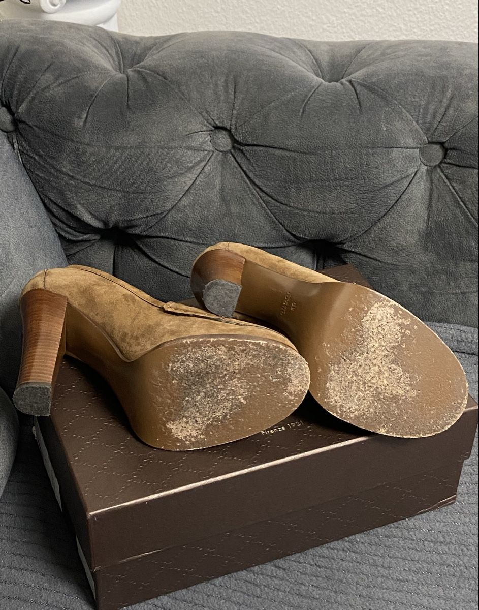 Gucci Scarpe da donna: Talon Gucci taille 39 – Usato da Montreux venduto da Perledor 6