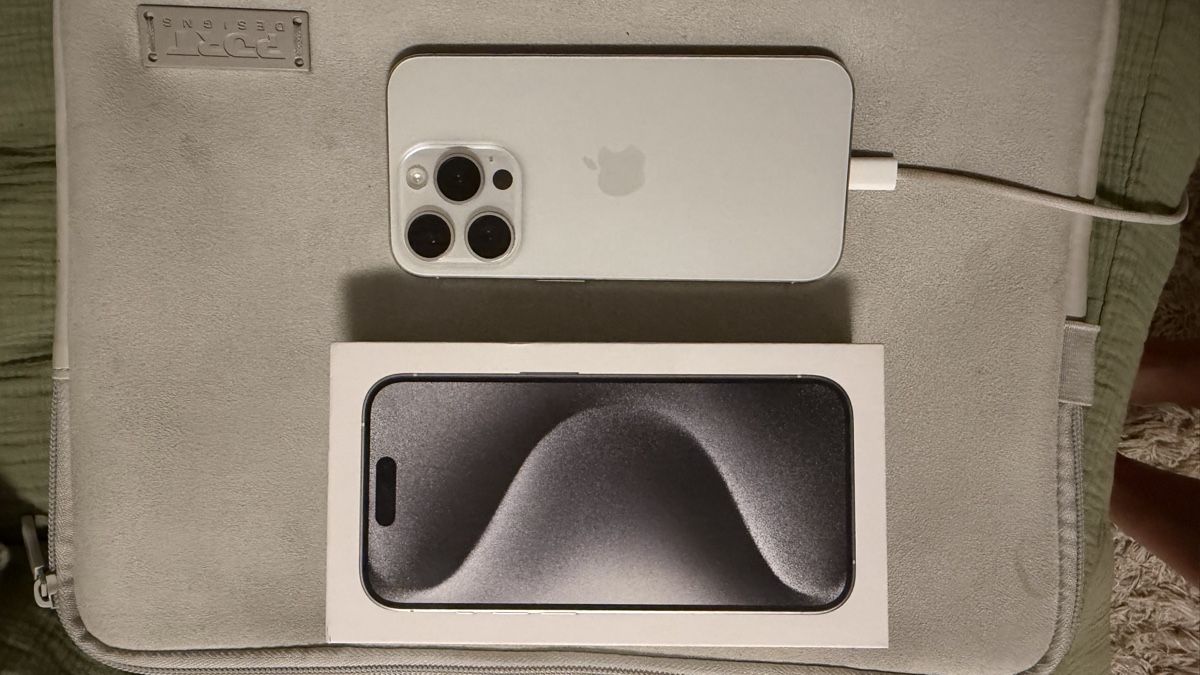 Apple Handys / Smartphones: iPhone 15 Pro white Titanium 125GB – Gebraucht aus Herrliberg von Sophie_heller 4