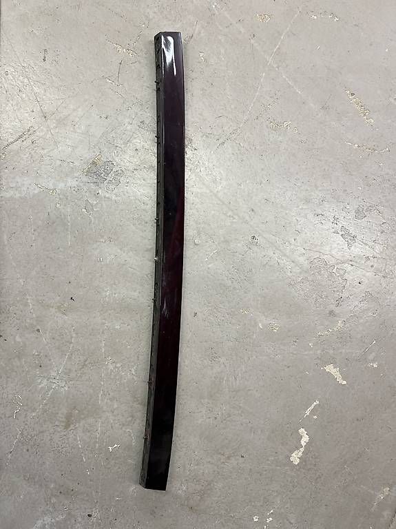 Tutti pezzi di ricambio auto: Spoiler posteriore Alfa Romeo 75 – Usato da Camorino venduto da wen_jb9w
