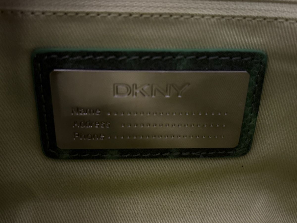 DKNY Borse: DKNY Green Handbag – Usato da Luterbach venduto da fib_6f85 5