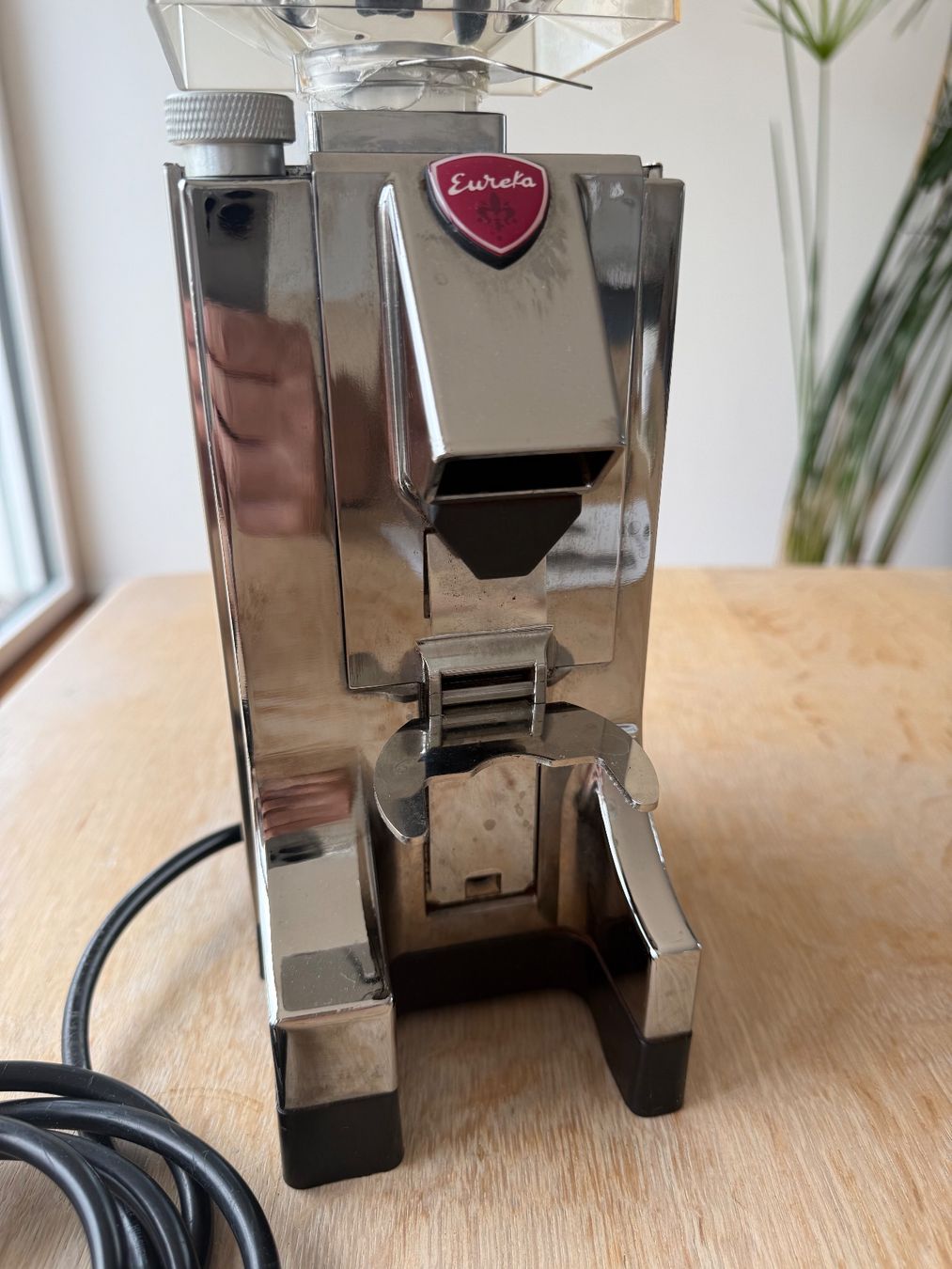 Eureka Elettrodomestici da cucina: Kaffeemühle Eureka Mignon MCI 220 – Usato da Zürich venduto da karsumpel11 1