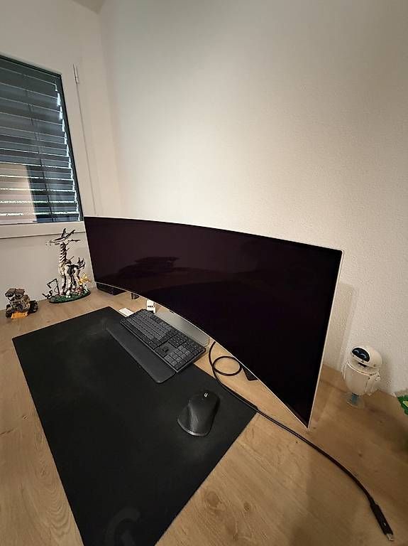Monitor: Samsung Odyssey OLED G9 - G95SC – Usato da Bremblens venduto da ltheintz 1
