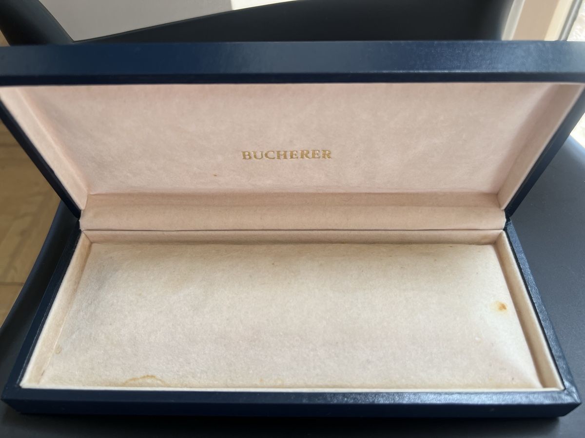 Bucherer Orologi: Boîte de montre Bucherer vintage – Usato da Orbe venduto da Watchivore 1