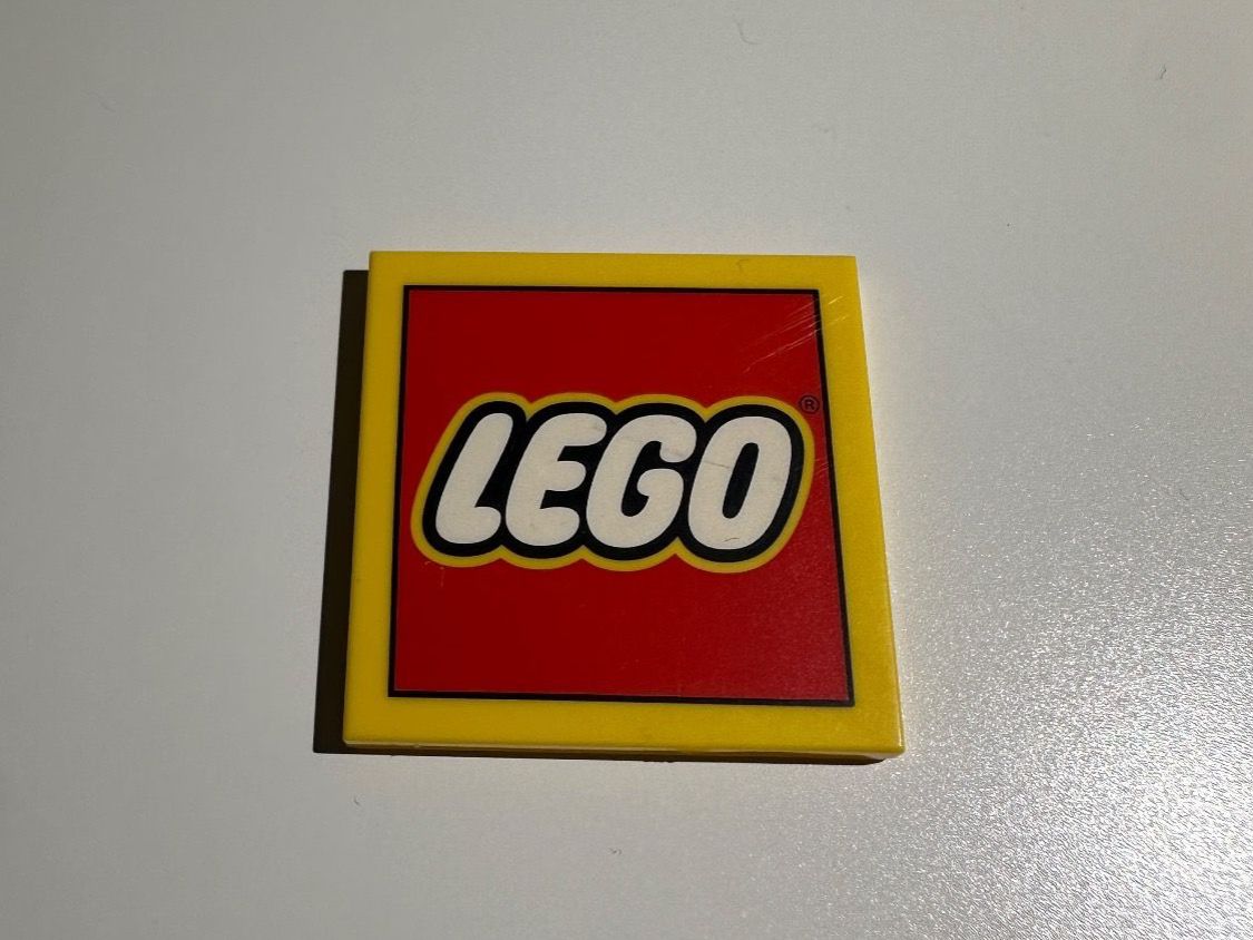 Lego Kit di costruzioni: Lego Logo 4x4 Fliese / Tile bedruckt – Usato da Kappel SO venduto da MyFunBox