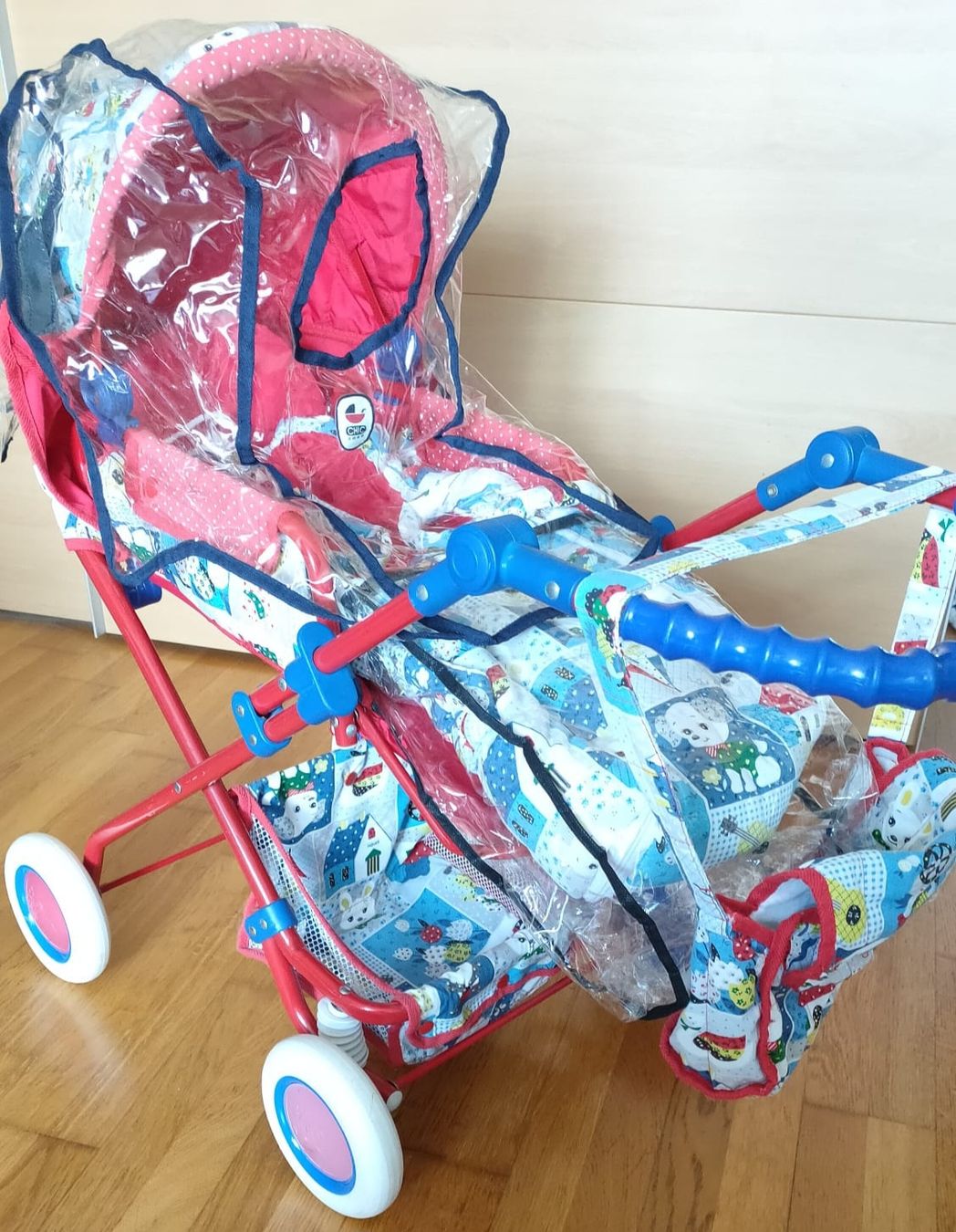 Carrozzine per bambole: Puppenwagen – Usato da Luzern venduto da Luzern_Energy