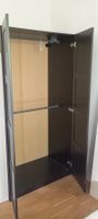 Kleiderschrank nur mit Kleiderstangen