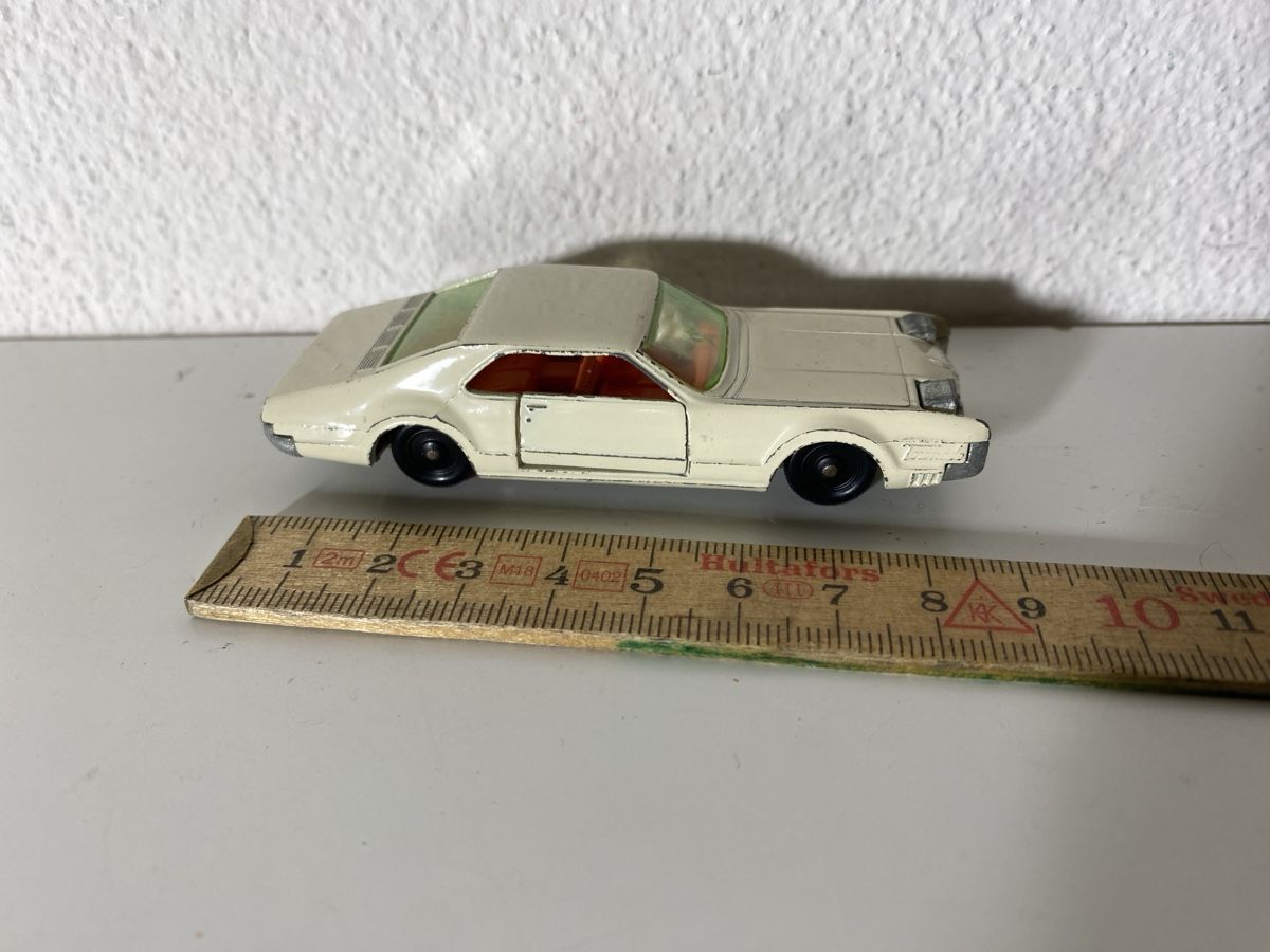 Siku Modellini d'auto: Siku oldsmobile toronado  – Usato da Winterthur venduto da ben_9vxx
