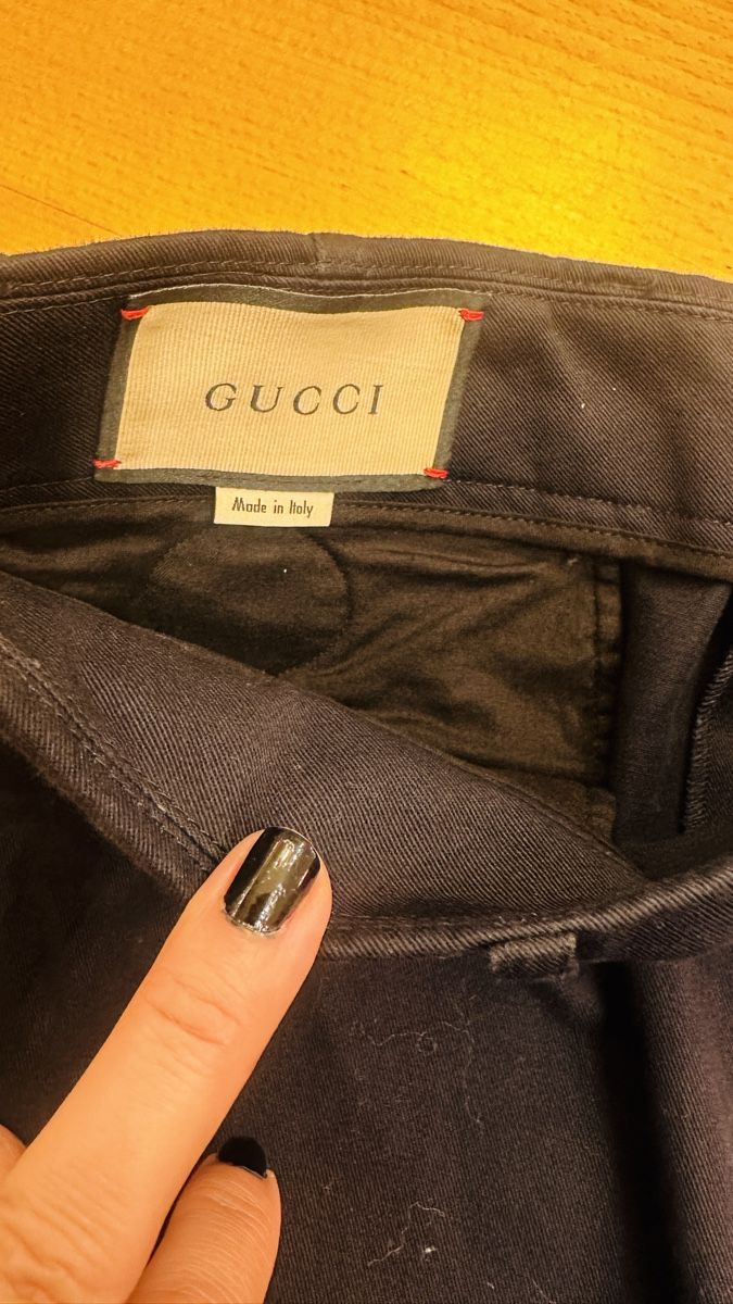 Gucci Pantaloni: Gucci kurze Hose neu. – Nuovo e nell'imballaggio originale da Lachen SZ venduto da HelvetiaLuxury 7