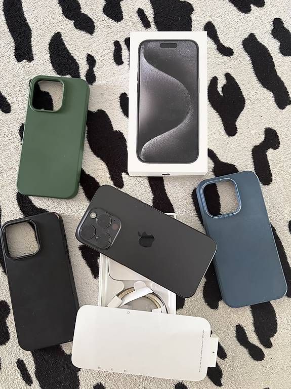 Handys / Smartphones: Apple iPhone 15 Pro 128 GB  Titan Schwarz   – Gebraucht aus Basel von Panerio