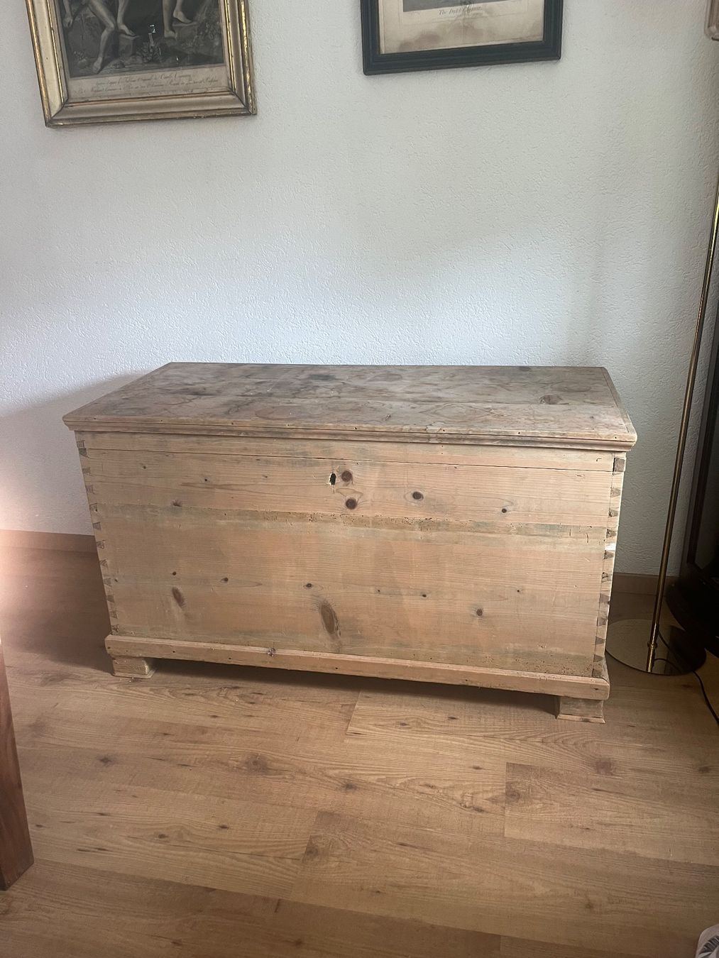 Coffres: Alte Truhe – D'occasion à Mönchaltorf par jjjn