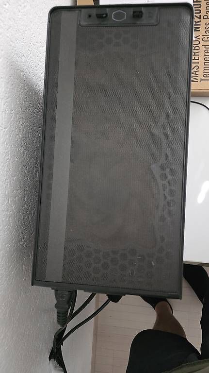 PC: GAMING PC mit ganzem Setup Plug and Play – Usato da Volketswil venduto da dan_6c2k 3