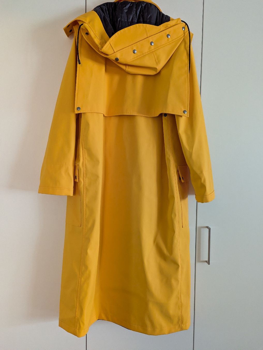Fay Cappotti: New Raincoat by Fay, size M – Nuovo e nell'imballaggio originale da Bern venduto da tym_k7bc 1