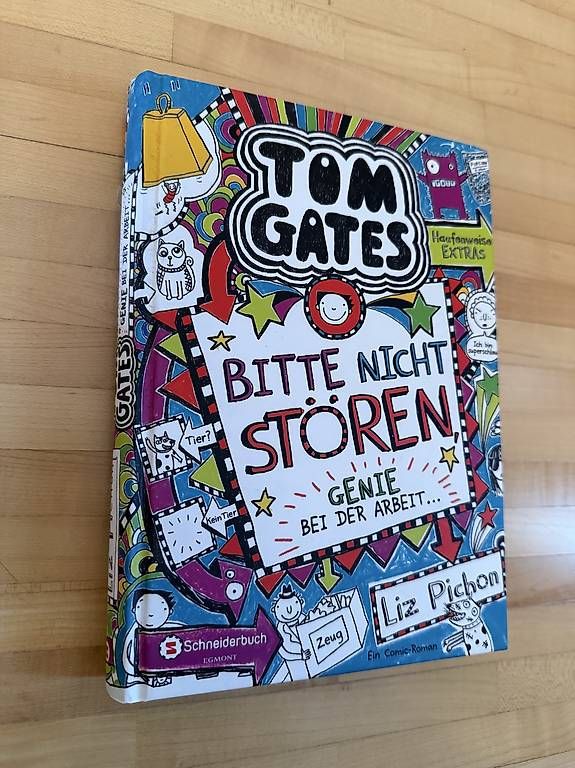 Bücher: Tom Gates Buch Bitte nicht stören – Gebraucht aus Buchs AG von Cres3