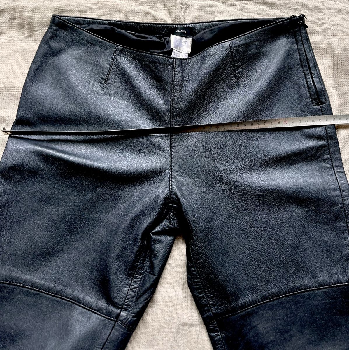 Esprit Pantaloni: Esprit leather Pants size S – Usato da Vevey venduto da ledidream 1