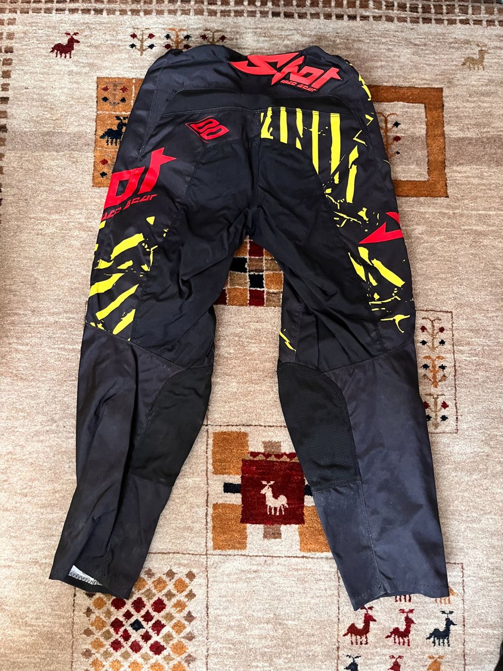 Hosen: Shot Race Gear MX/BMX Hose – Gebraucht aus Winterthur von Weihong 1