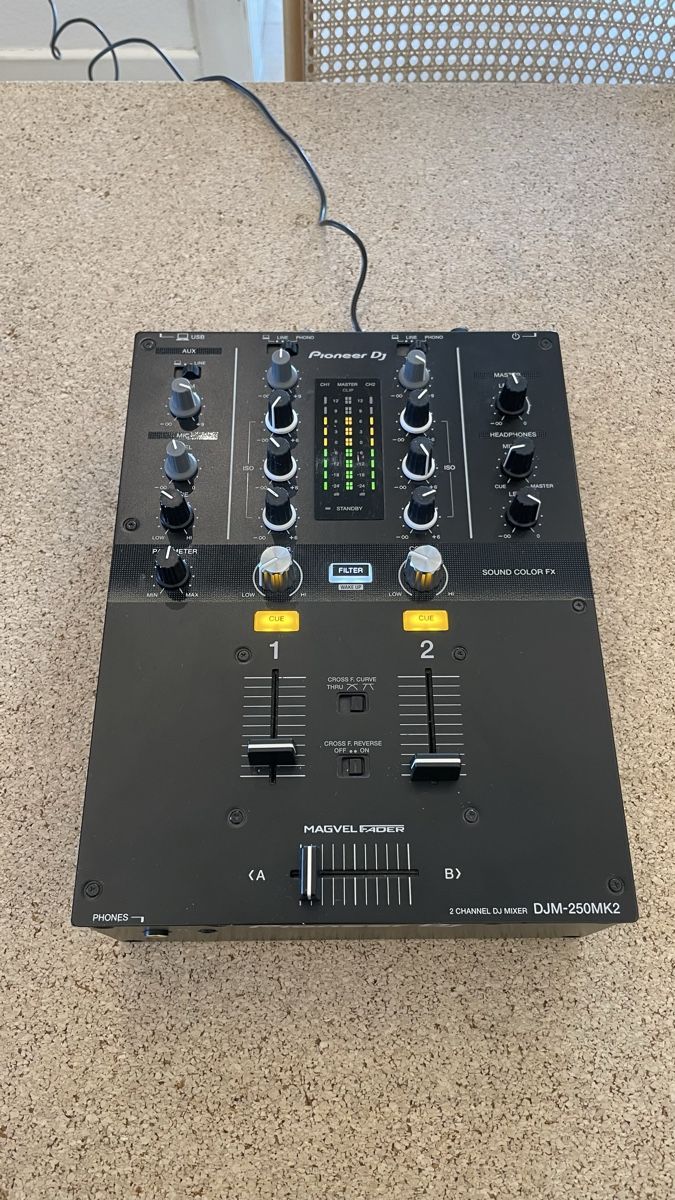 Pioneer Mischpulte: Pioneer DJM-250 Mixer – Gebraucht aus Zürich von nic_syf6