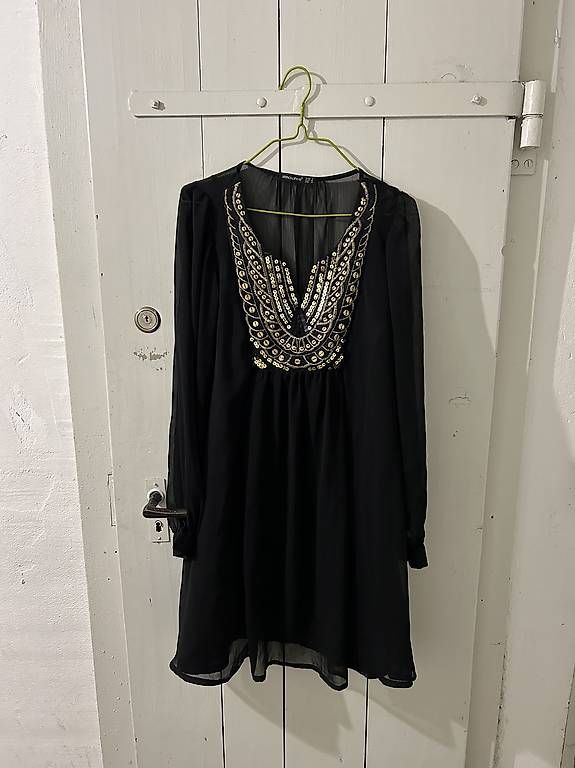 Vestiti: schwarzes Kleid – Usato da Bern venduto da marijukas 2