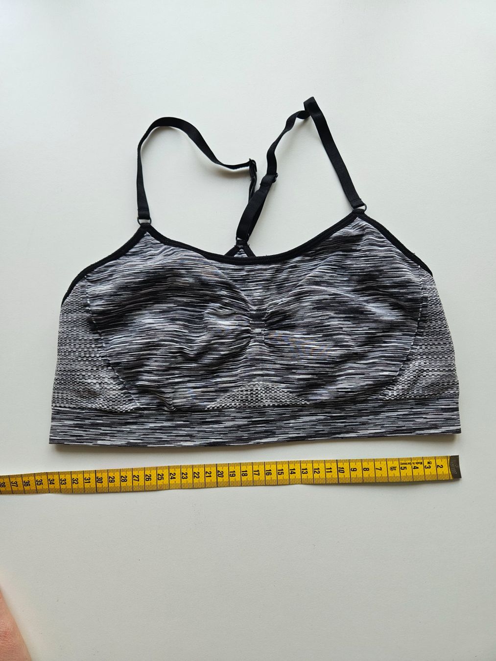 Altra biancheria intima: Sport-BH Gr.M grau, weiss, schwarz – Usato da Schaffhausen venduto da sabrina915 1
